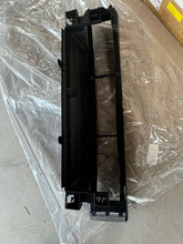 Trafic Radyatör Davlumbazı 2012-2014 Orjinal 214772888R