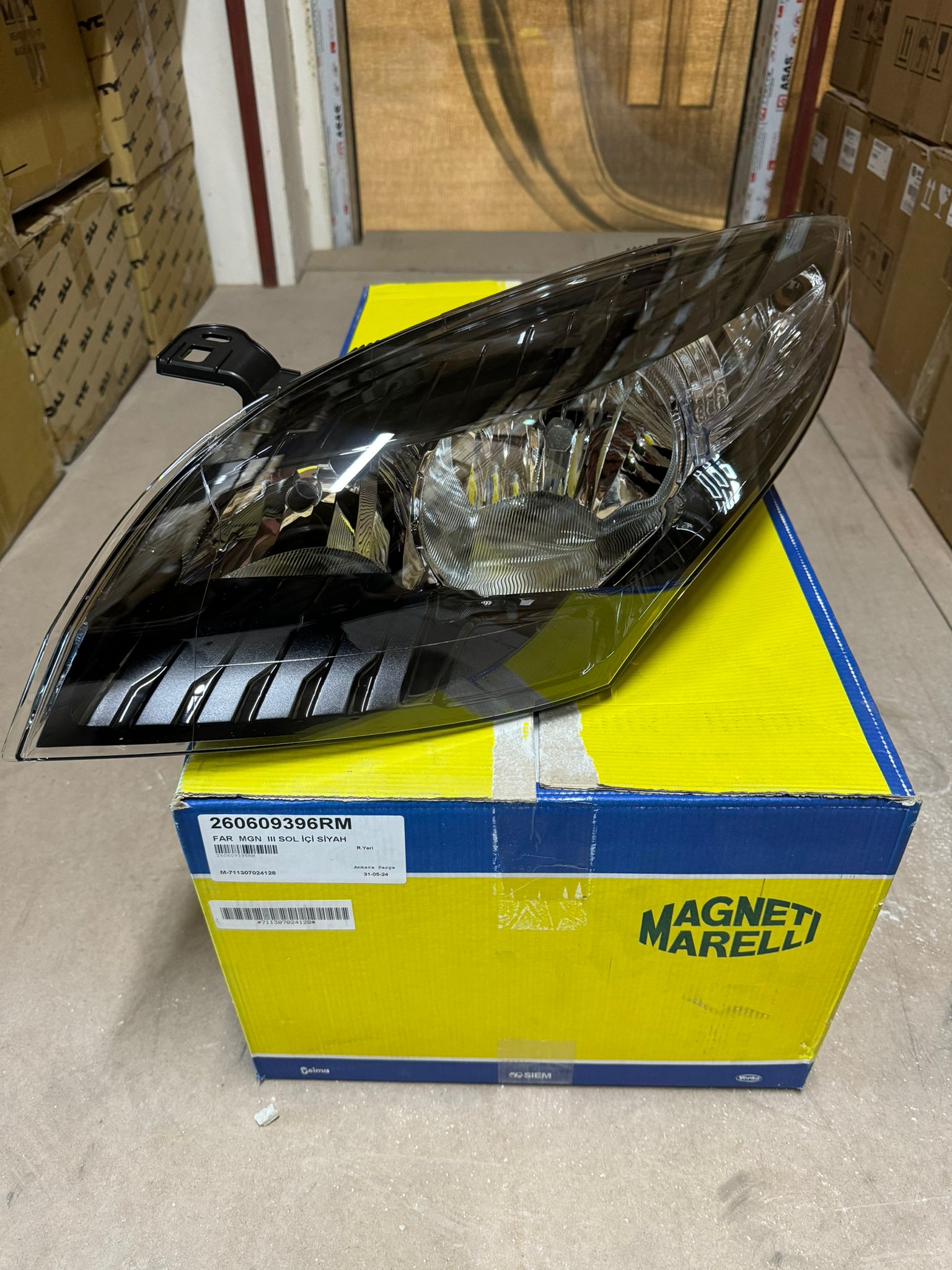 Megane Ön Far Komple Sol 2010-2015