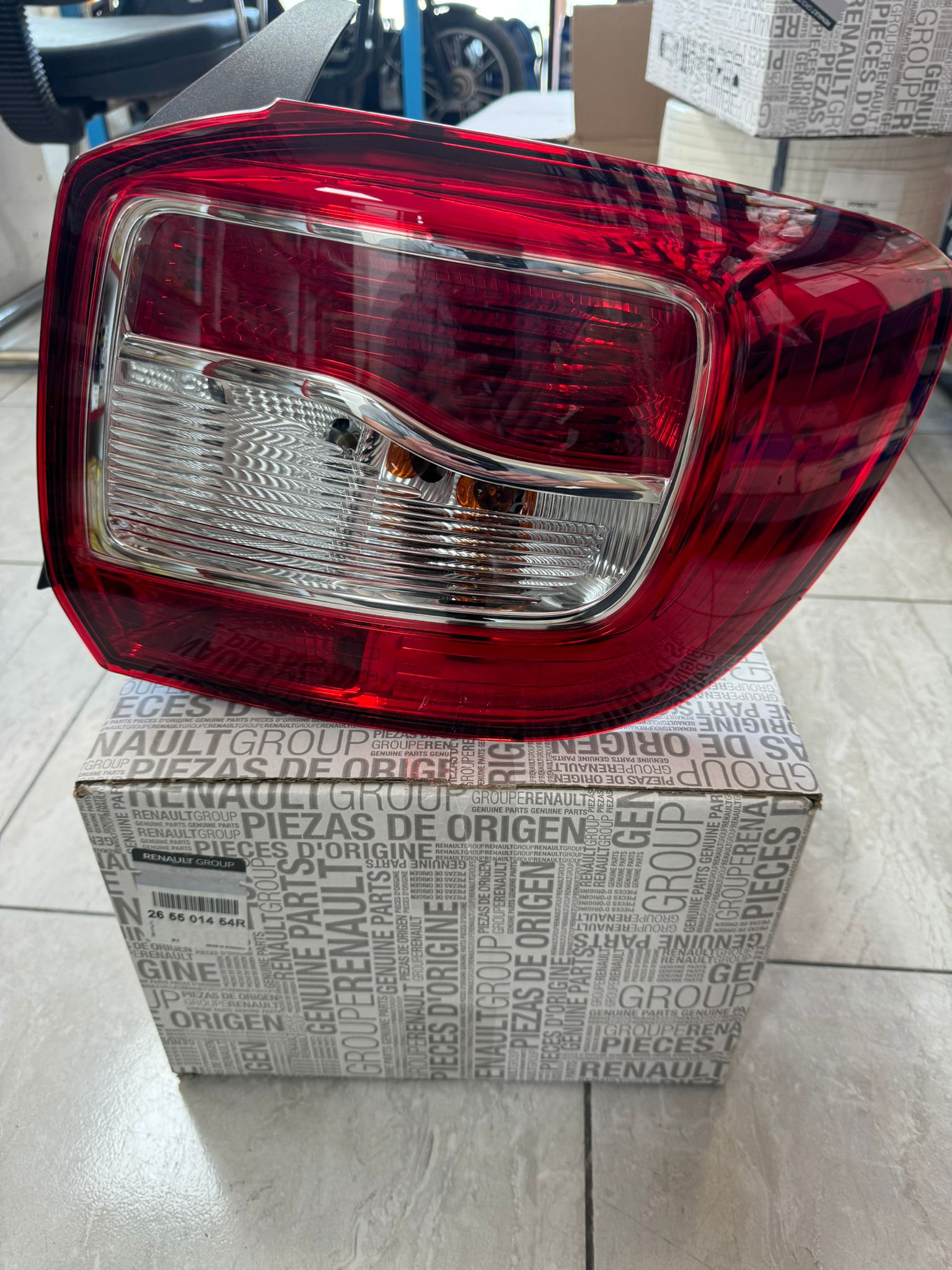 Clio Arka Stop Lambası Sağ 2013-2018 Orjinal Mais 265501454R