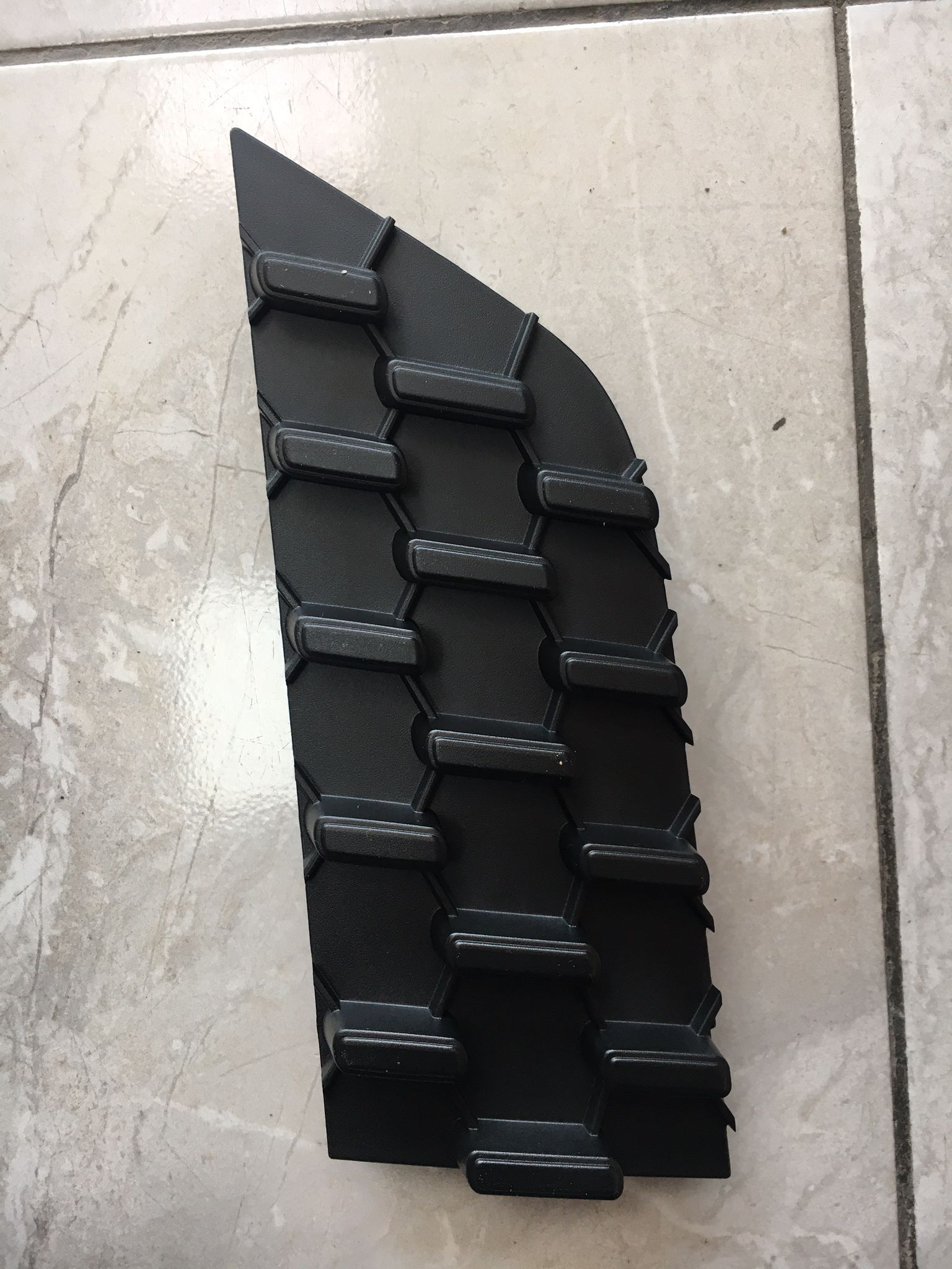 Egea Ön Tampon Izgarası Kapağı Sağ 2016-2019 Tofaş 735754065