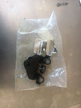 Dokker Arka Sürgülü Kapı Ray Makarası Sağ 2012-2017 Orjinal