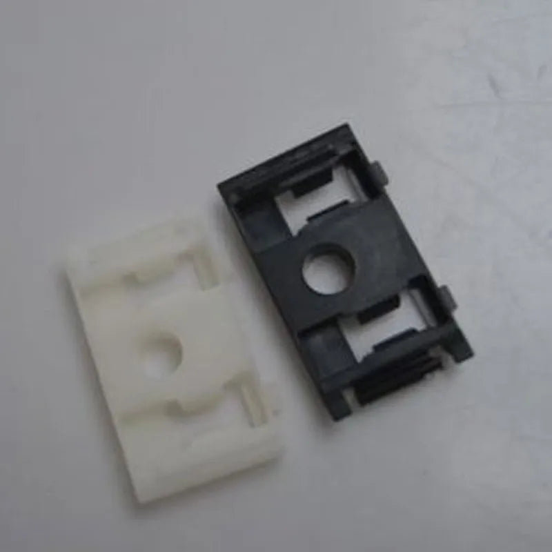 Safrane Kapı Çıta Klipsi 1993-2001 Orjinal Mais 7701203681