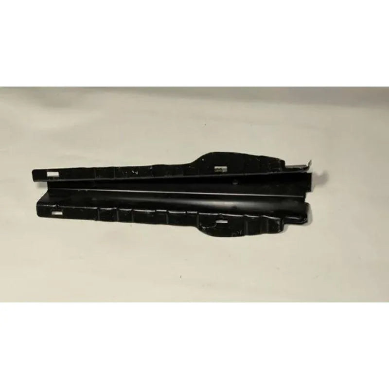 Trafic Çamurluk Bağlantı Sacı 2005-2011 Orjinal