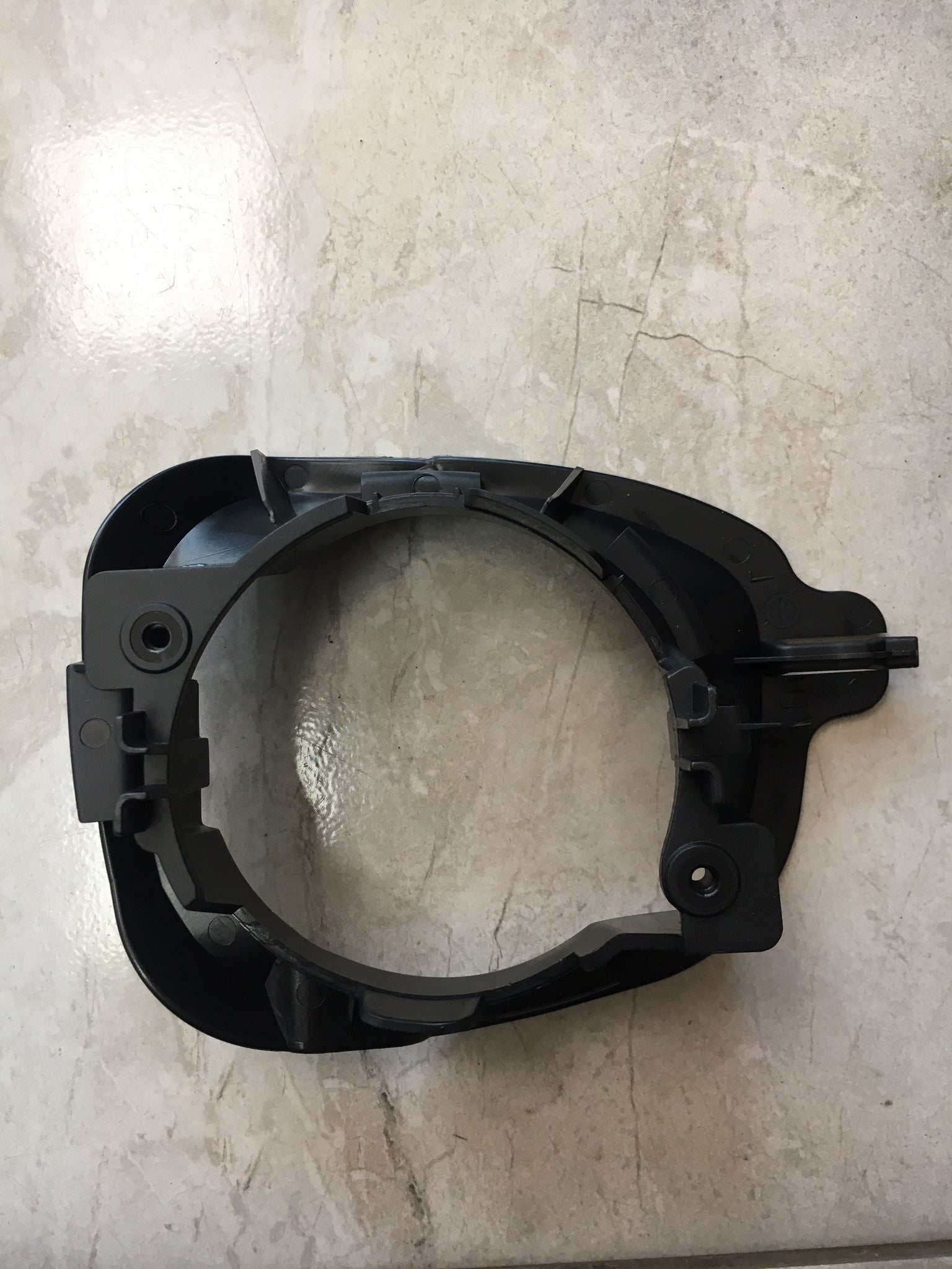 Logan Sis Farı Çerçevesi