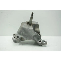 Laguna Motor Ön Bağlantı Takozu Bağlantı Ayağı