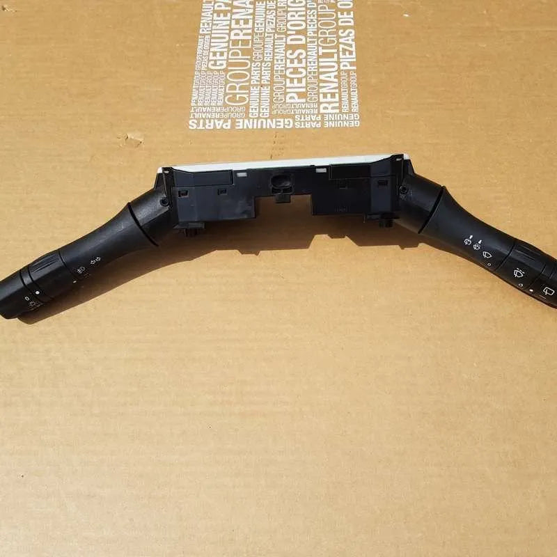 Megane Far Sinyal Silecek Kumanda Grubu