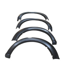 Fullback Çamurluk Ağzı Kaplama Plastiği