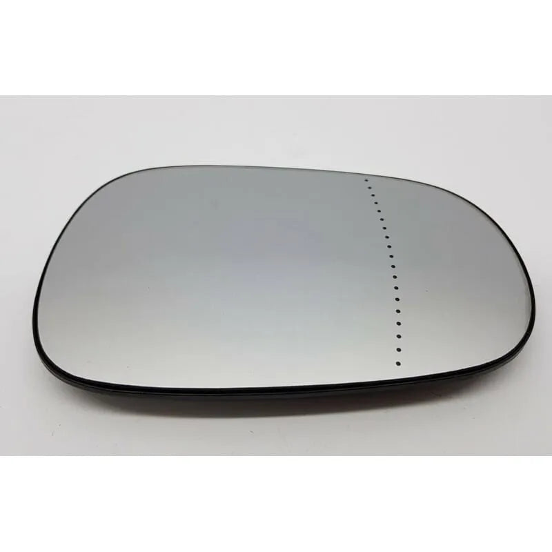 Megane Yan Ayna Camı