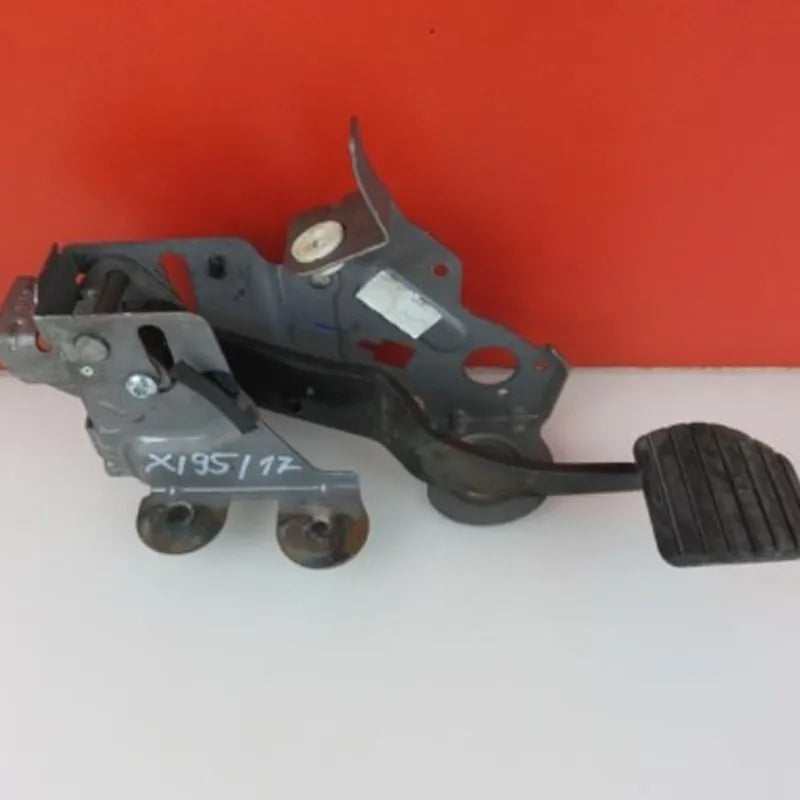 Fluence Fren Pedalı 2008-2015 Oyl-Orjinal 465010021R