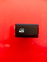 Espace Cam Kilit Butonu 2002-2008 Mcar 8200002445