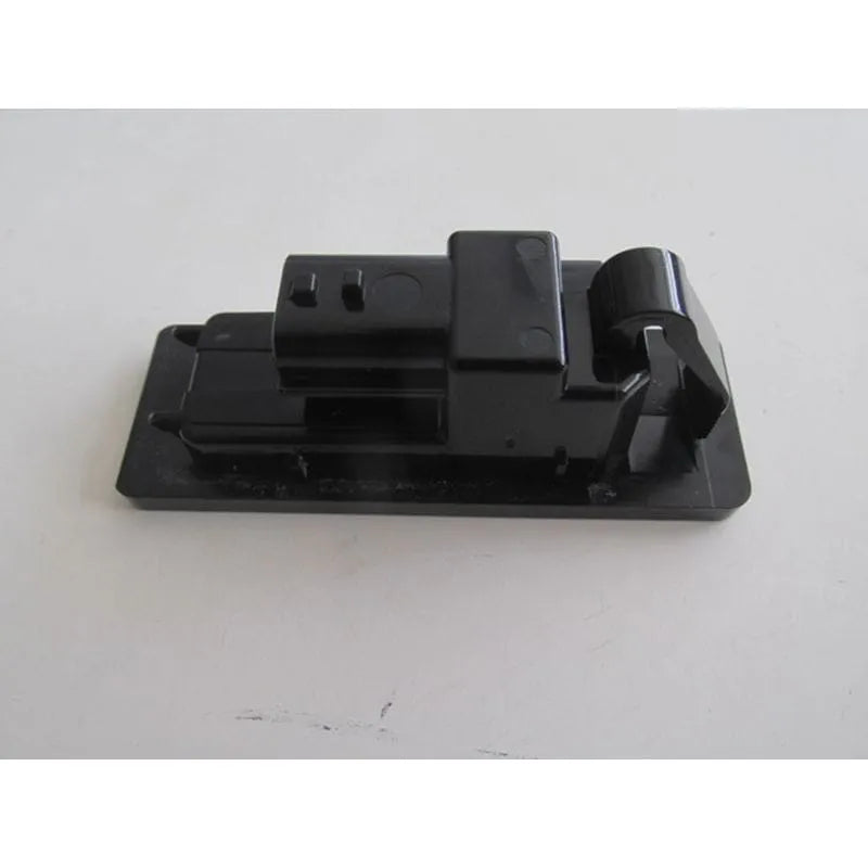 Koleos Plaka Lambası 2009-2018 Meydan 265108990C Koleos Plaka Lambası 2009-2018 Meydan 265108990C