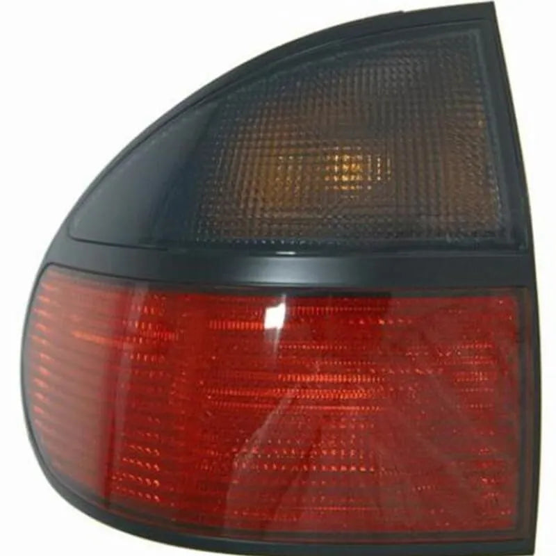 Laguna Arka Stop Lambası Dış Sağ 1996-1999 REN10LA013