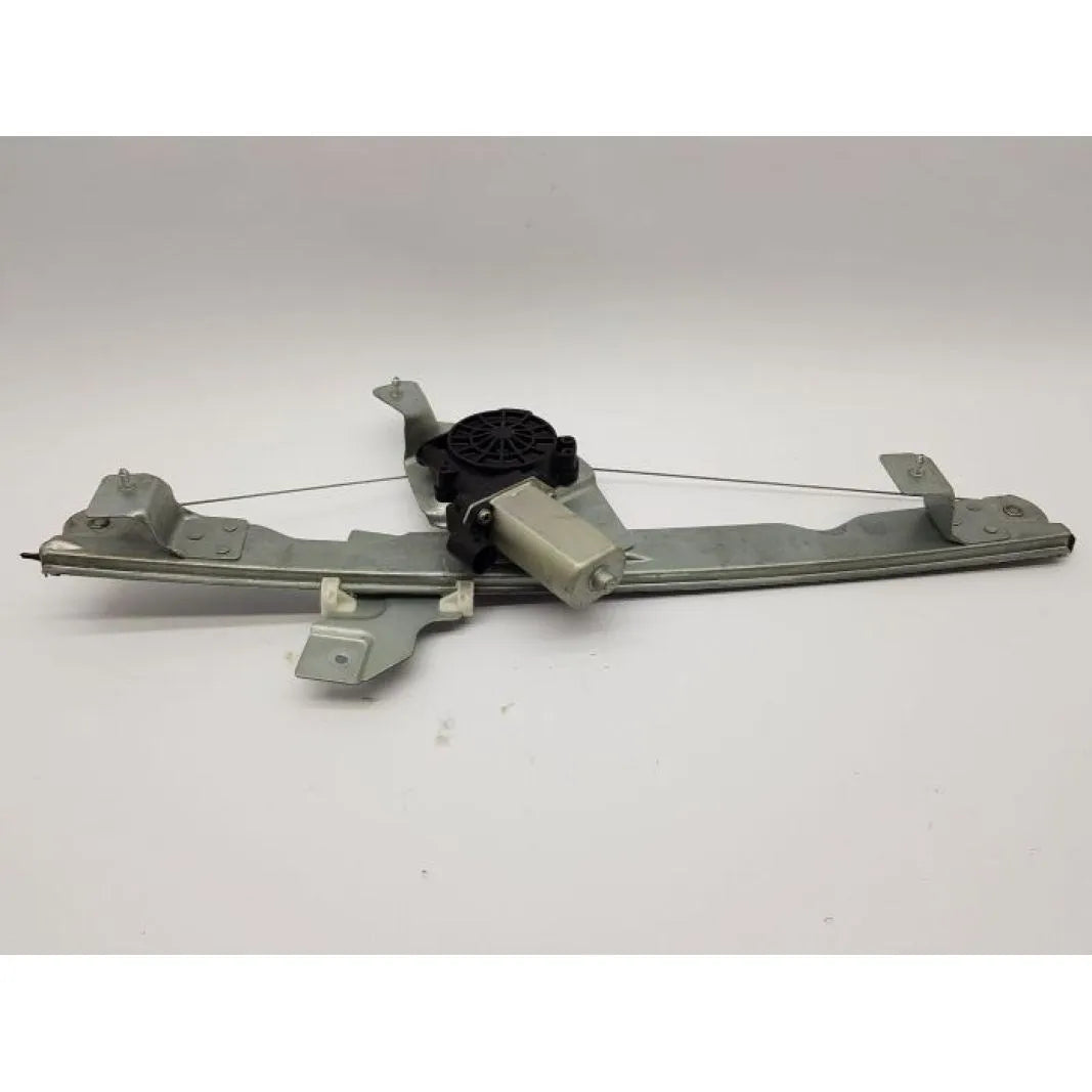 Duster Ön Cam Krikosu Sağ 2011-2017 Seger 8200733828