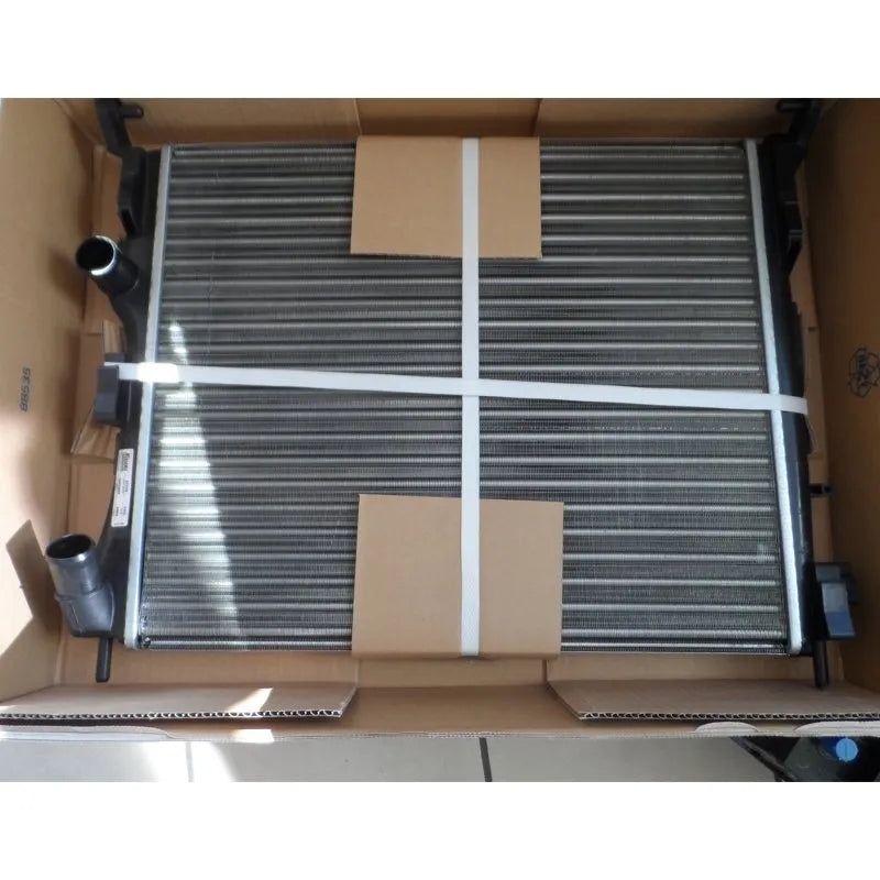 Clio Motor Su Radyatörü 2003-2012 Valeo 8200245596