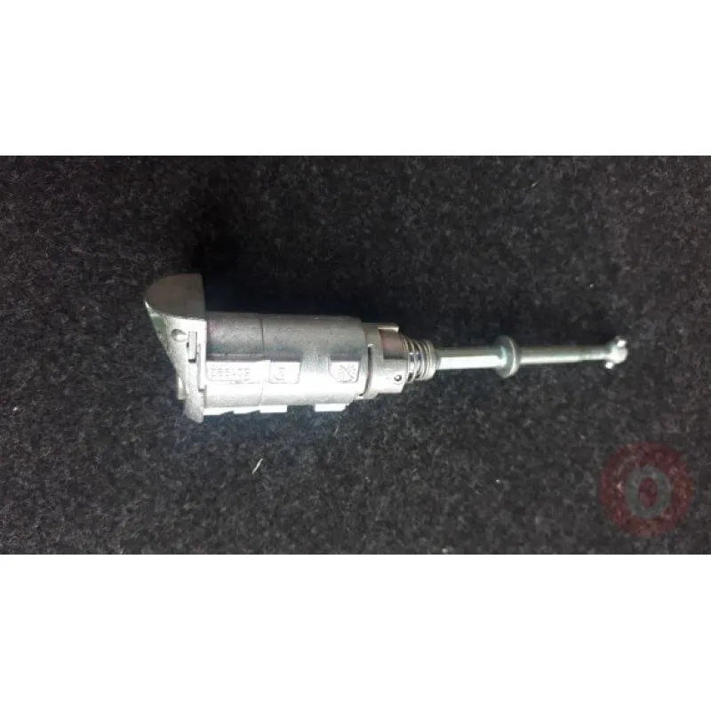 Fluence Kilit Göbeği 2008-2015 Orjinal Mais 806016292R