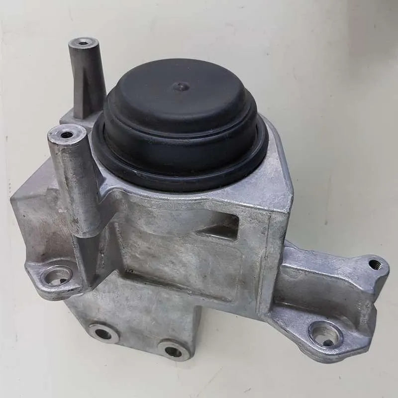 Koleos Motor Ön Bağlantı Takozu