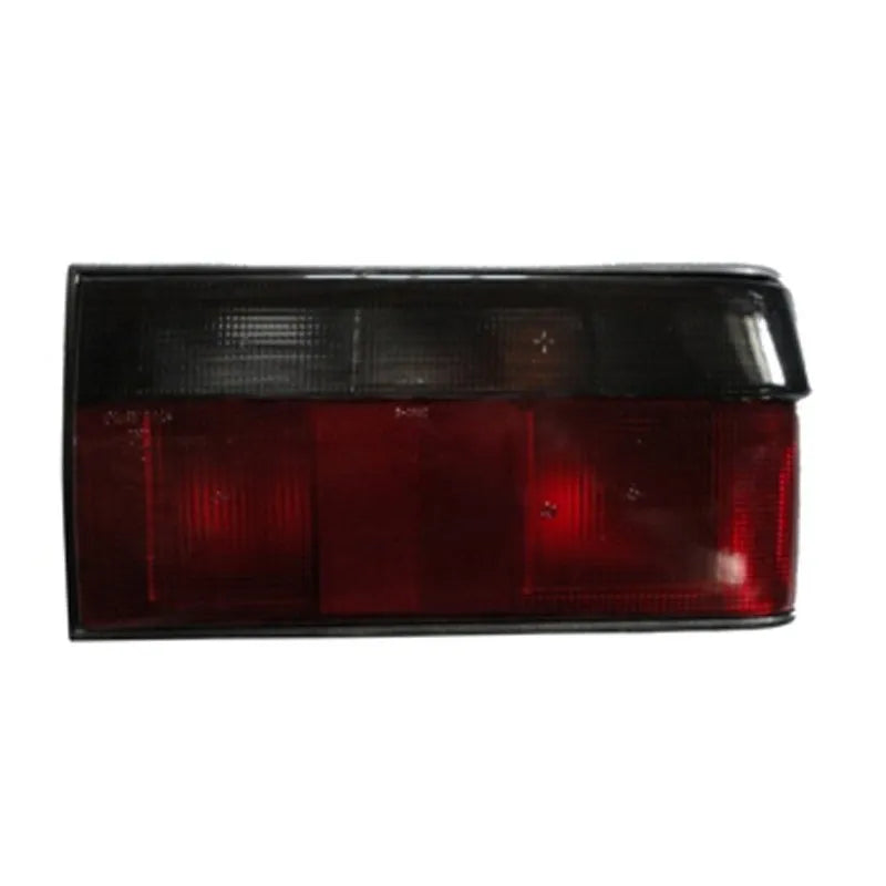 Renault 9 Arka Stop Lambası Sağ 1994-1996 Meydan 7701032946
