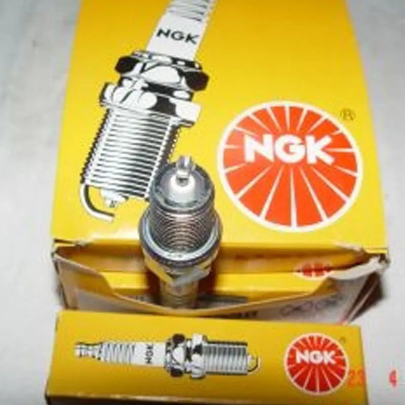 Renault 9 Ateşleme Bujisi 1997-2000 Ngk 7700101401