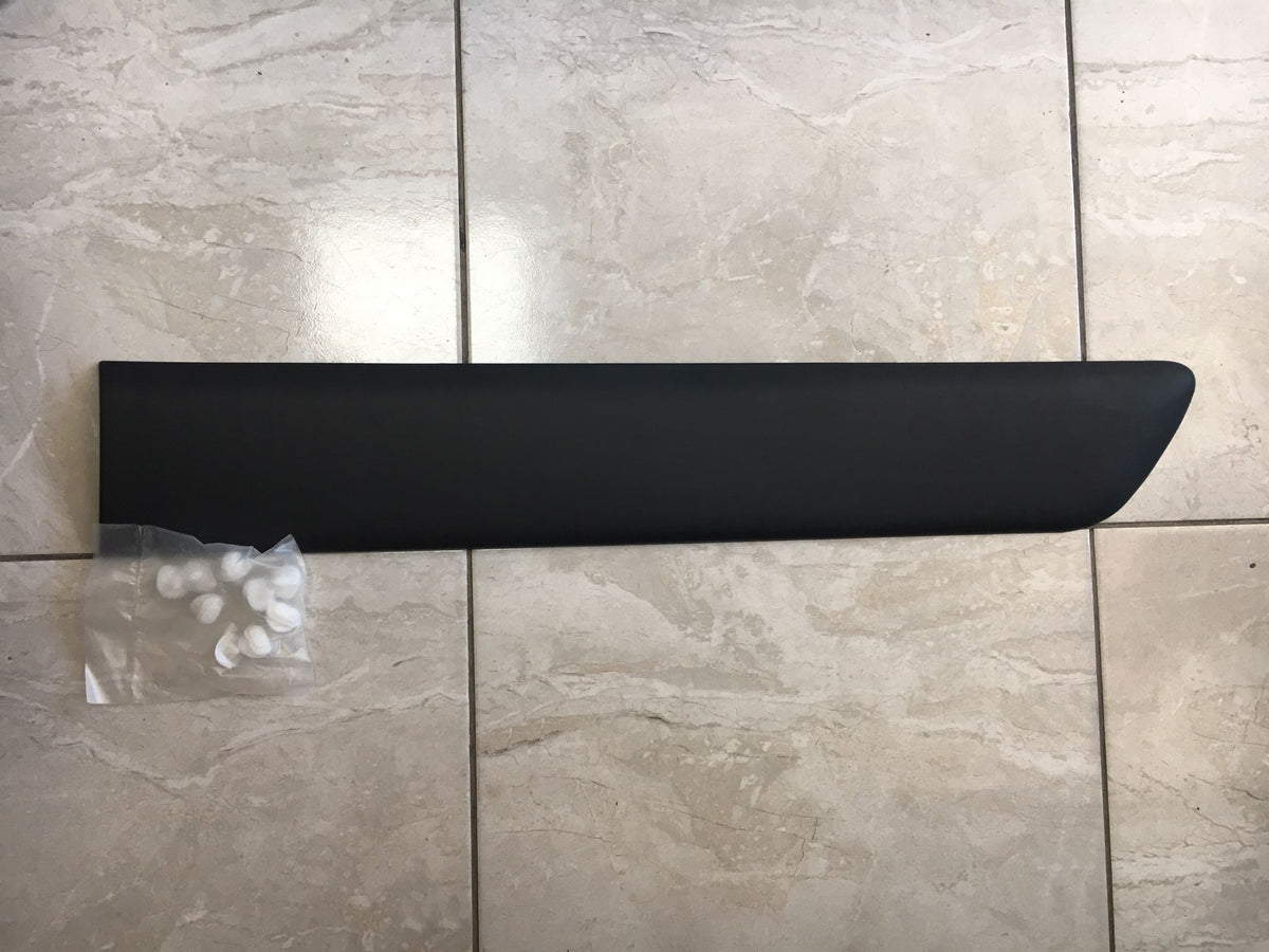 Kangoo Arka Kapı Çıtası Sol 2003-2009 Pleksan 8200077547