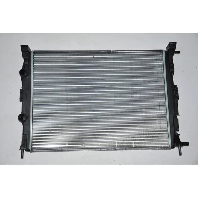 Megane Motor Su Radyatörü 2004-2009 Valeo 8200117609